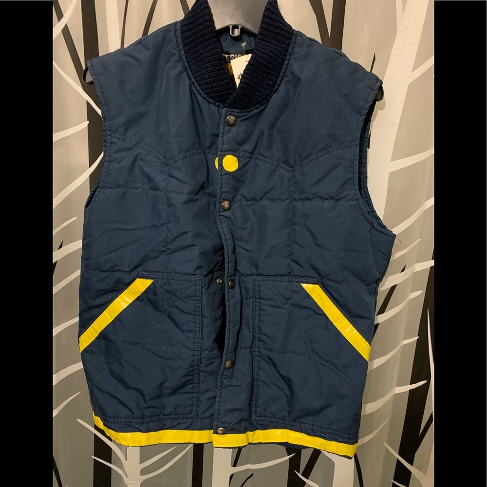 🔥5/$25- Western Outfitter Puffer Vest Sz M